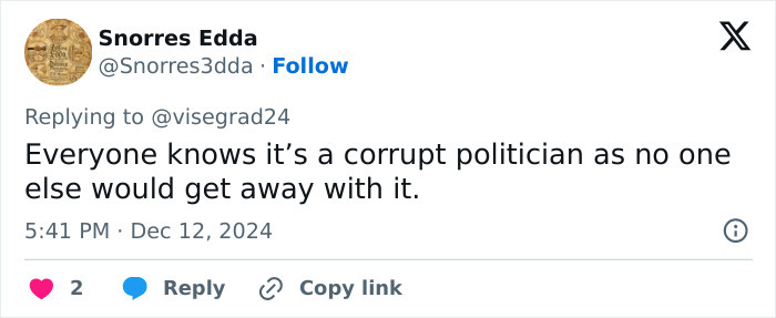 Mysterious Castle Found In The Middle Of A Frozen Lake Has People Scratching Their Heads