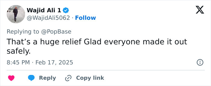 Tweet reacting to Delta Airlines crash landing, expressing relief everyone is safe.