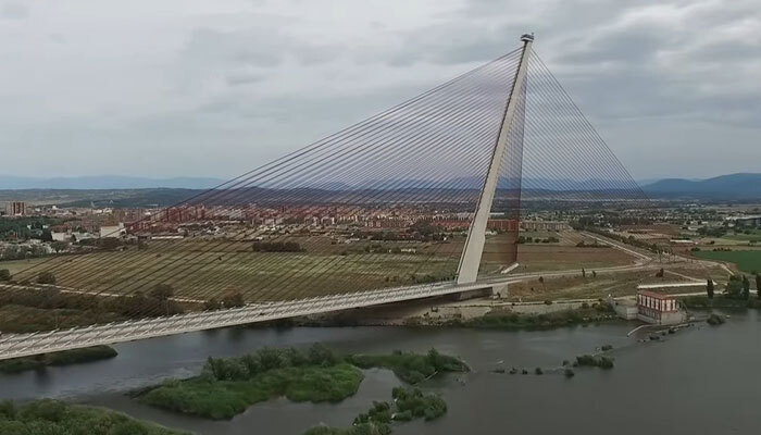 Daredevil Influencer Falls From Spain's Tallest Bridge While Trying To Snap Instagram Photo