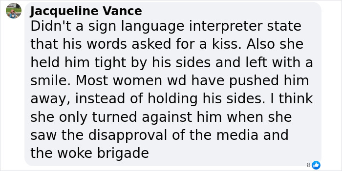 Facebook comment discussing Luis Rubiales and Jenni Hermoso incident.
