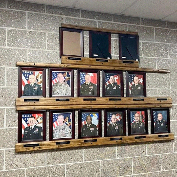 Army Suspends Base&rsquo;s First Female Commander After Trump, Hegseth Portraits Were Flipped Around