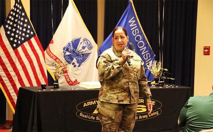 Army Suspends Base&rsquo;s First Female Commander After Trump, Hegseth Portraits Were Flipped Around