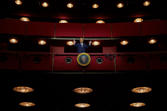 Former president Trump speaking from a balcony at the Kennedy Center amid Les Mis&eacute;rables cast controversy.