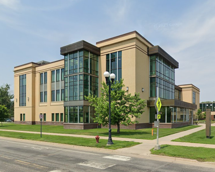 Modern courthouse building on a sunny day related to mom who drained son&rsquo;s blood and brutalized kids case