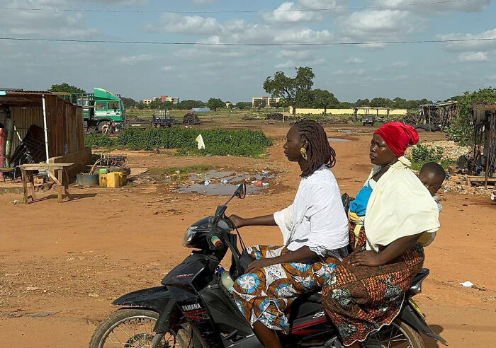 The Oil That Won&rsquo;t Quit: Inside Russia&rsquo;s Shadow Energy Economy