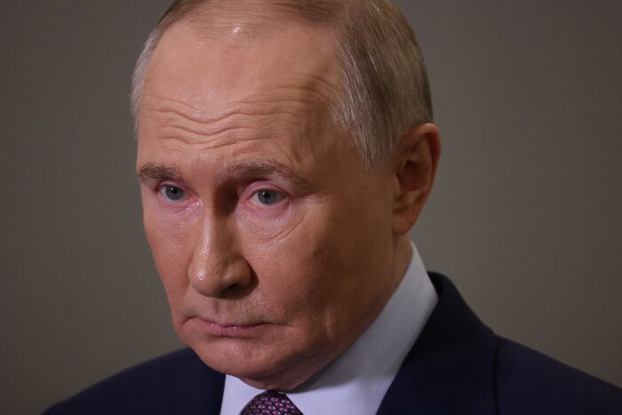 The Oil That Won&rsquo;t Quit: Inside Russia&rsquo;s Shadow Energy Economy