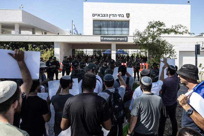 Israeli Lawyer Held Over Leaked Video Of Soldiers&rsquo; Alleged Brutal Abuse Of Palestinian Prisoners