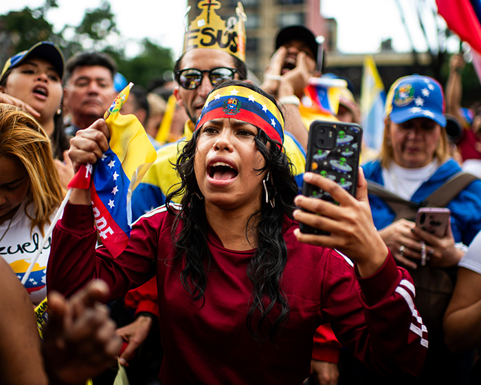 Mar&iacute;a Corina Machado: The Nobel Peace Prize Winner Who Advocates Military Intervention