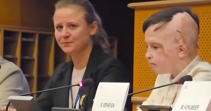 Interpreter In Tears During Ukrainian Boy’s Heartbreaking Testimony At European Parliament