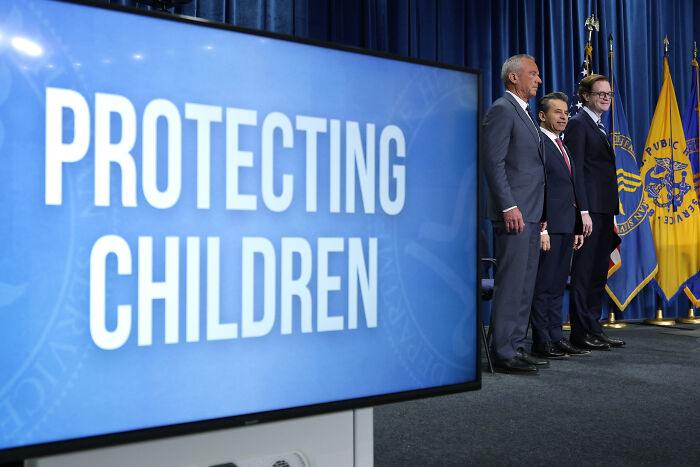 Medical Groups Slam CDC&rsquo;s &ldquo;Reckless&rdquo; Changes To Childhood Vaccine Schedule